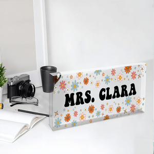 Flower Teacher Name - Personalized Custom Desk Name Plate, Name Sign, Acrylic Plaque - Back To School/First Day Of School, Birthday, Loving, Funny Gift for Teacher, Kindergarten, Preschool, Pre K, Paraprofessional - Suzitee Store