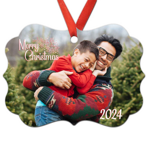 Custom Photo Family Christmas Ornament - Personalized Medallion Aluminum Ornament - Gift For Family Members, Mom, Dad, Grandparents